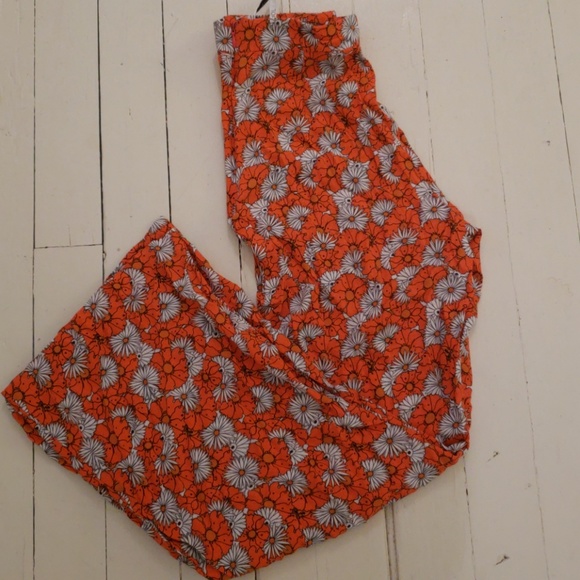 Topshop Pants - Topshop Floral Pants. Wicked Nice!